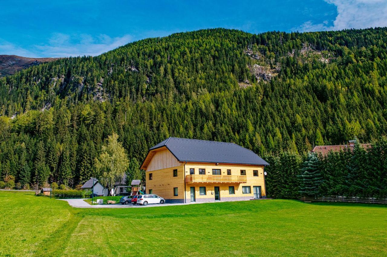 Fischer Apartment