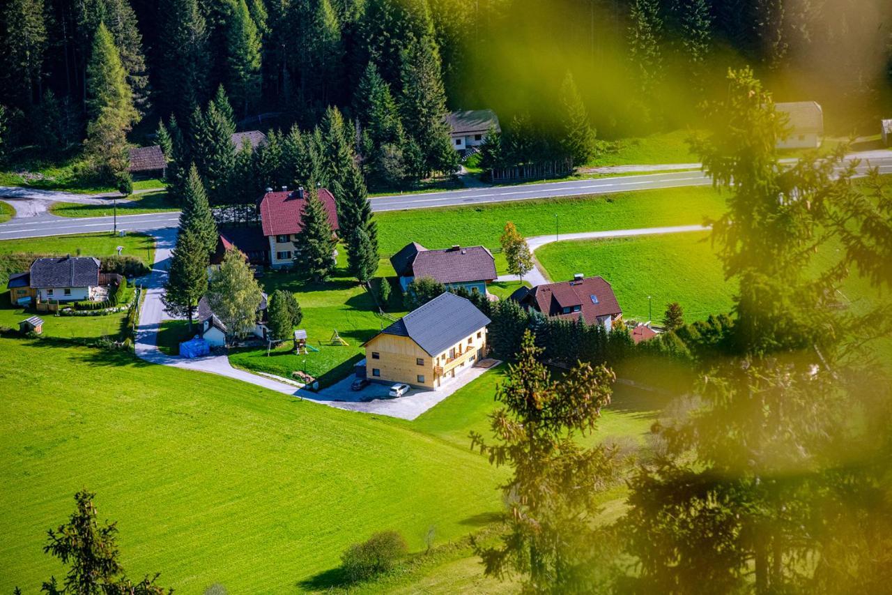 Fischer Apartment